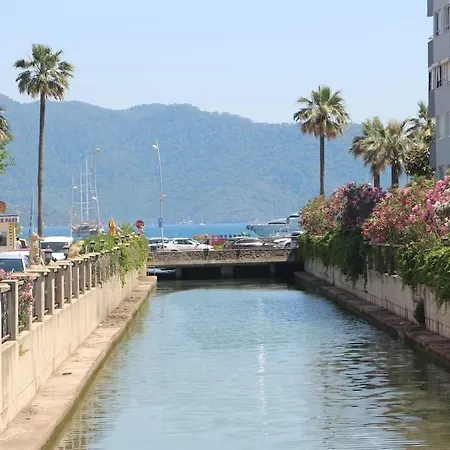 Centre * 말마리스