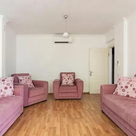 Apartment Centre
